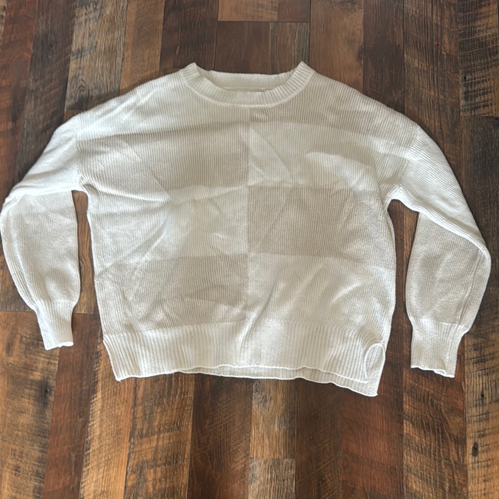 Jessica Simpson Cream Crew Neck Sweater